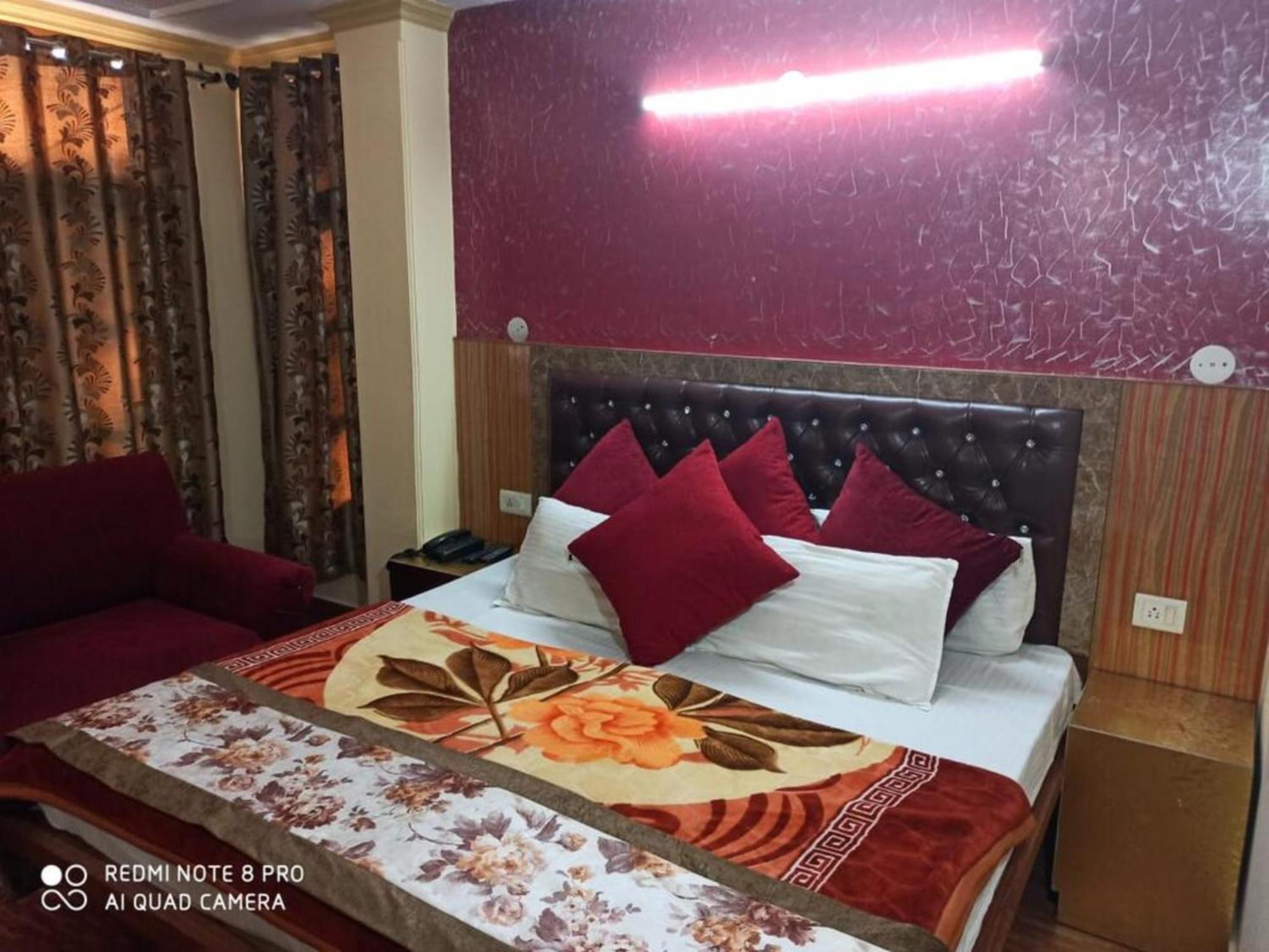 Hotel King Palace - Nature-Valley-Luxury-Room - Prime Location With Parking Facilities 西姆拉 外观 照片
